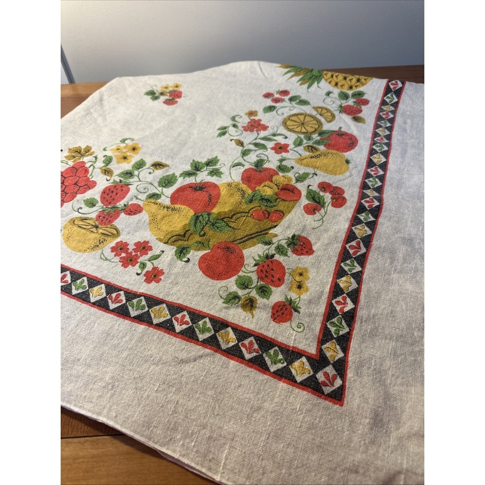 Vtg Linen Tablecloth With Fruits Strawberries, Pears, Lemons 46x46